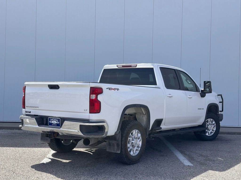 Used 2020 Chevrolet Silverado 3500 LT image 3