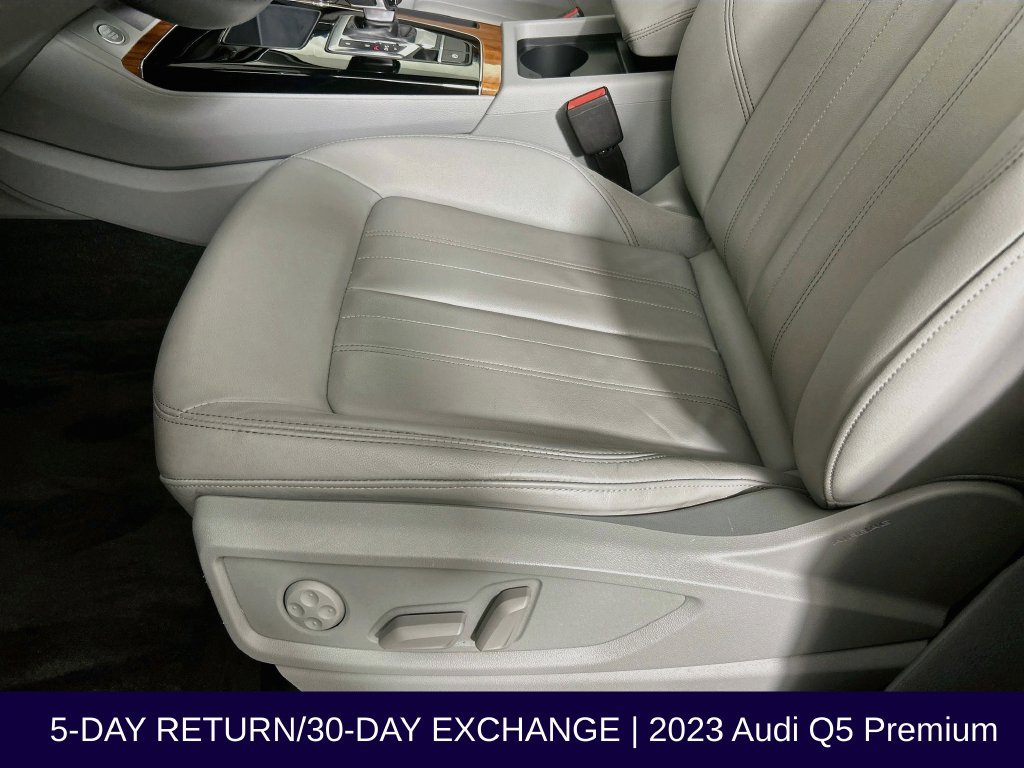 Used 2023 Audi Q5 2.0T Premium w/ Convenience Package AWD/4WD image 25