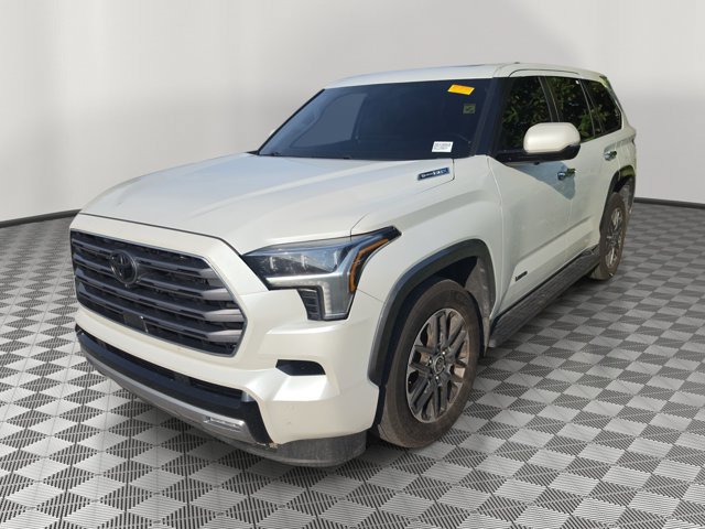 Used 2024 Toyota Sequoia Limited w/ Tow Technology Package AWD/4WD image 4
