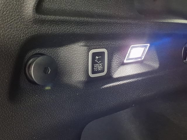 Used 2024 Jeep Grand Cherokee L Laredo w/ Luxury Tech Group I AWD/4WD image 22