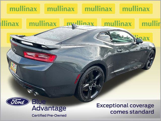 Used 2018 Chevrolet Camaro SS RWD image 3