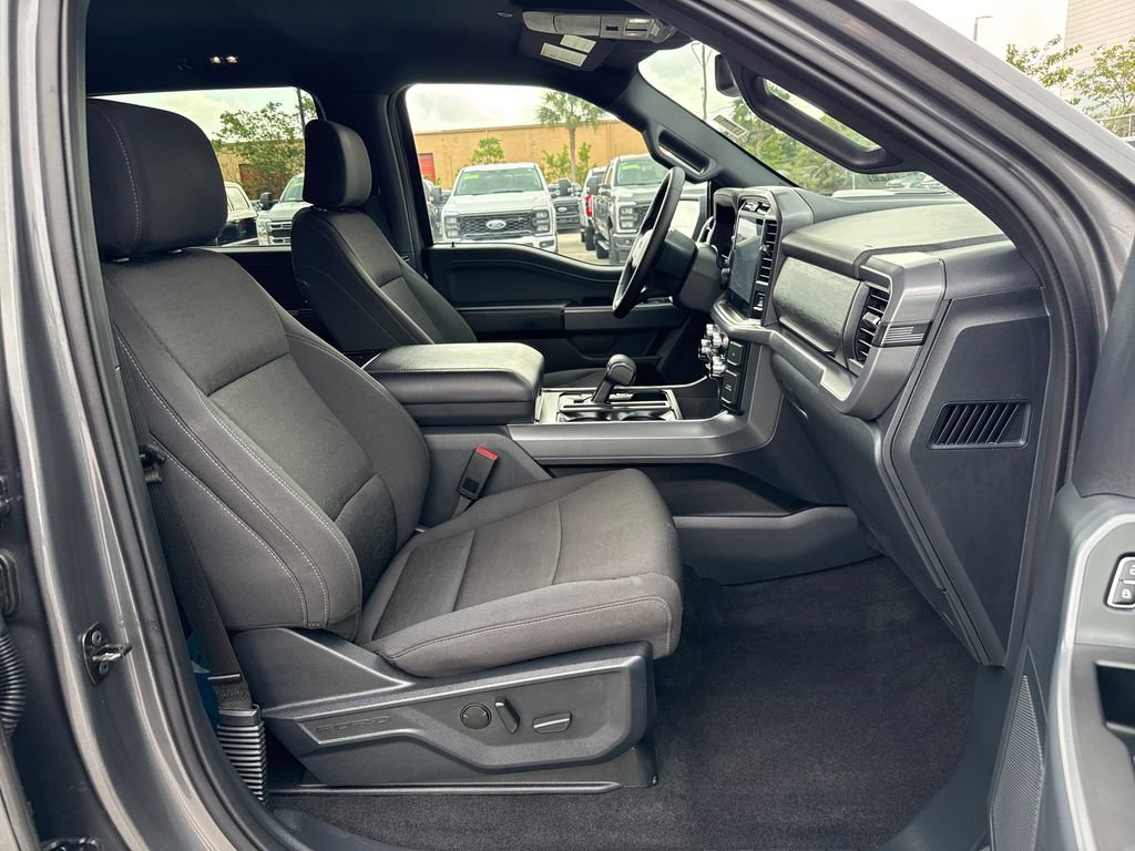 Certified 2025 Ford F150 XLT w/ Equipment Group 302A MID image 28