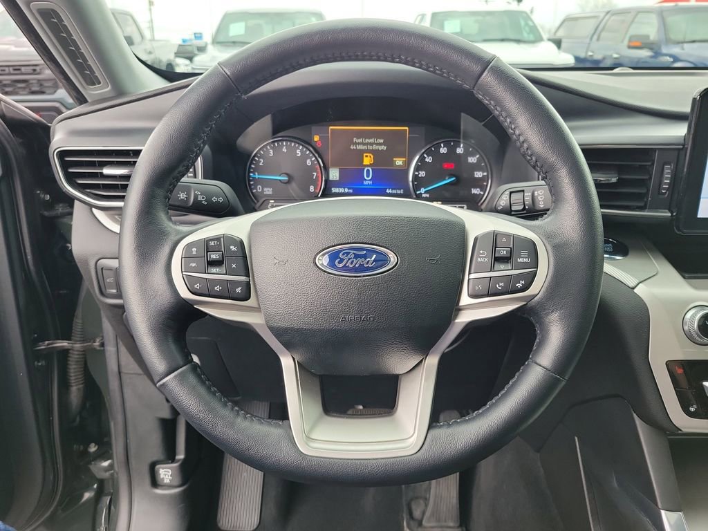 Certified 2022 Ford Explorer XLT w/ Equipment Group 202A image 23