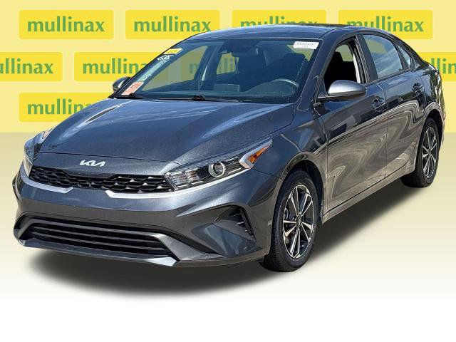 Used 2024 Kia Forte LXS FWD image 13