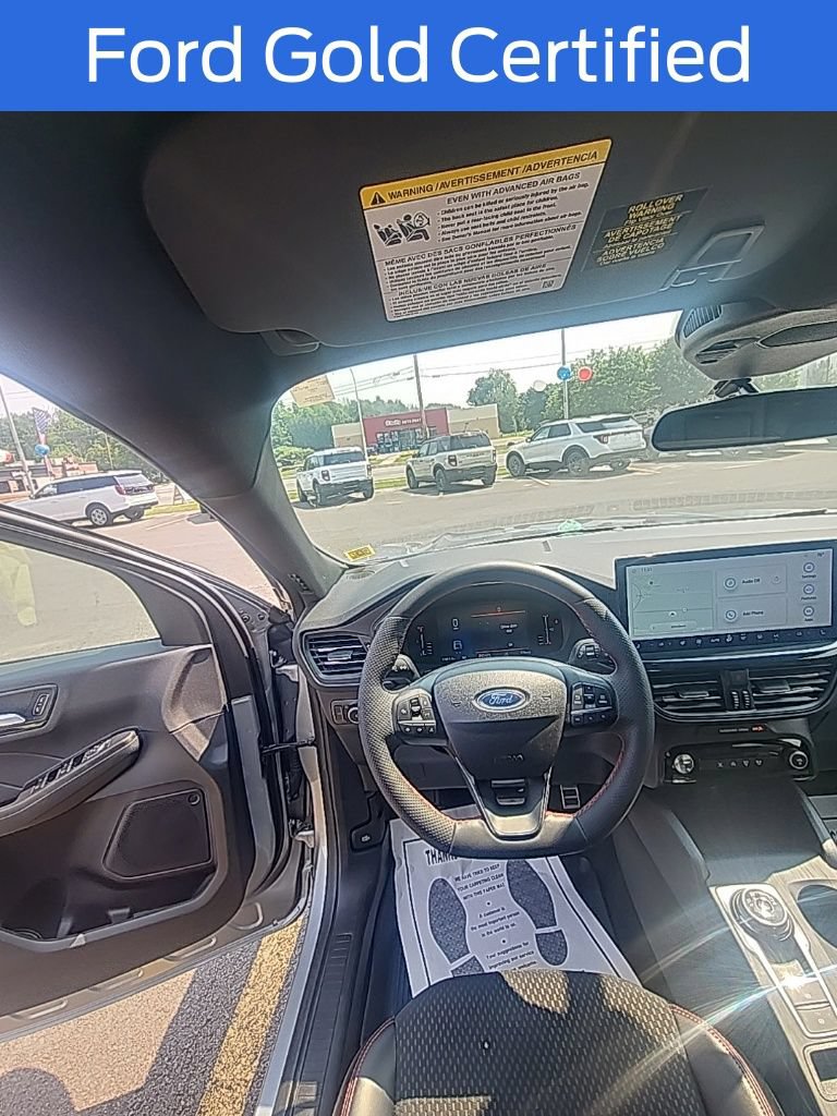 Certified 2023 Ford Escape ST-Line Select w/ Tech Pack #1 AWD/4WD image 2