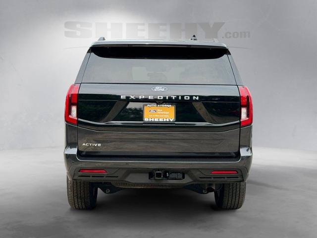 Certified 2025 Ford Expedition Active RWD image 15