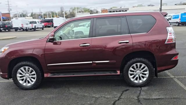 Used 2018 Lexus GX 460 Premium w/ Premium Package AWD/4WD image 3