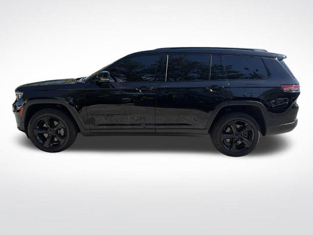 Used 2024 Jeep Grand Cherokee L Limited w/ Black Appearance Package RWD image 8