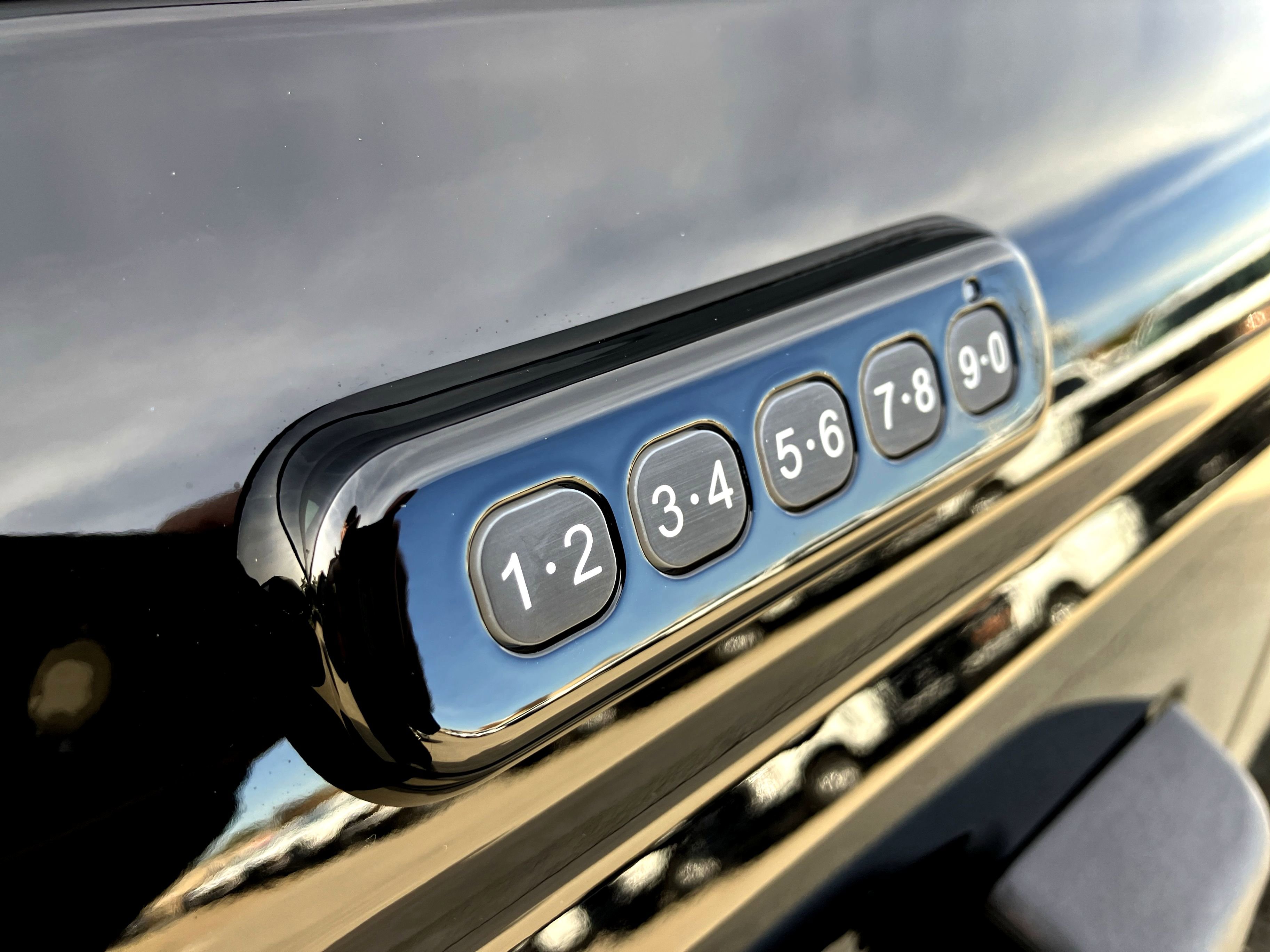 Certified 2023 Ford Bronco Wildtrak image 33