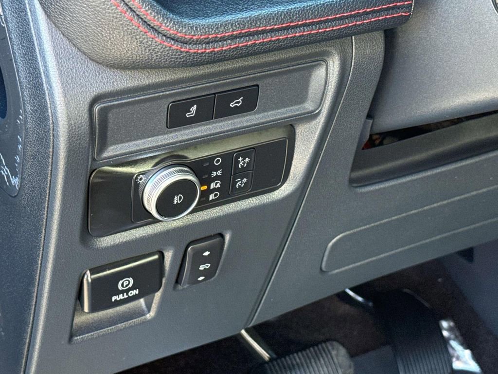 Certified 2022 Ford Expedition Limited image 27