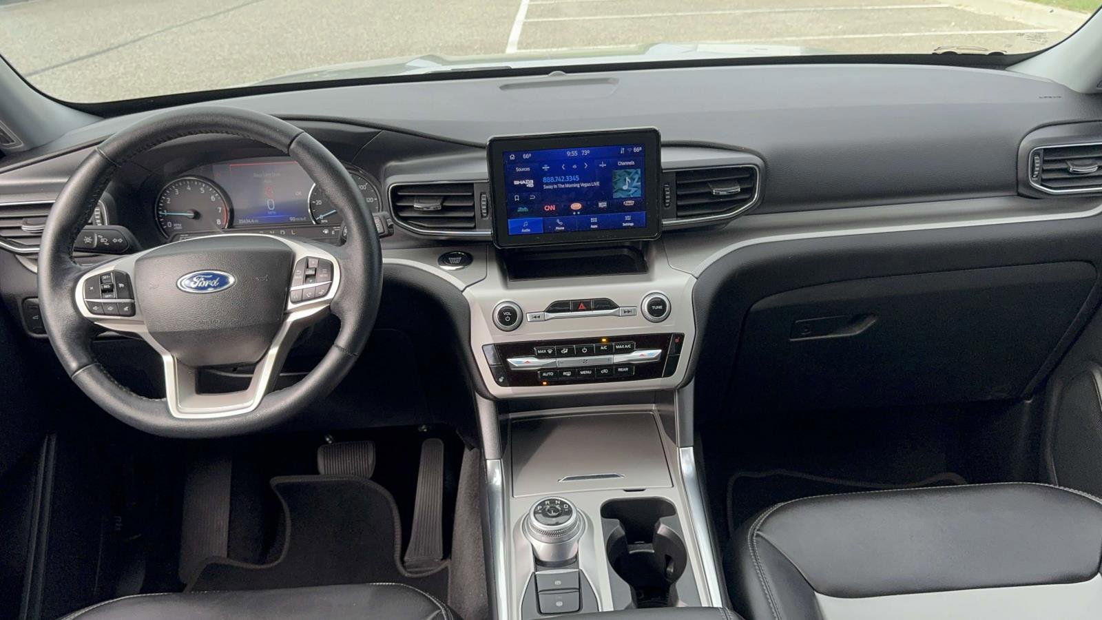 Certified 2022 Ford Explorer XLT w/ Equipment Group 202A image 10