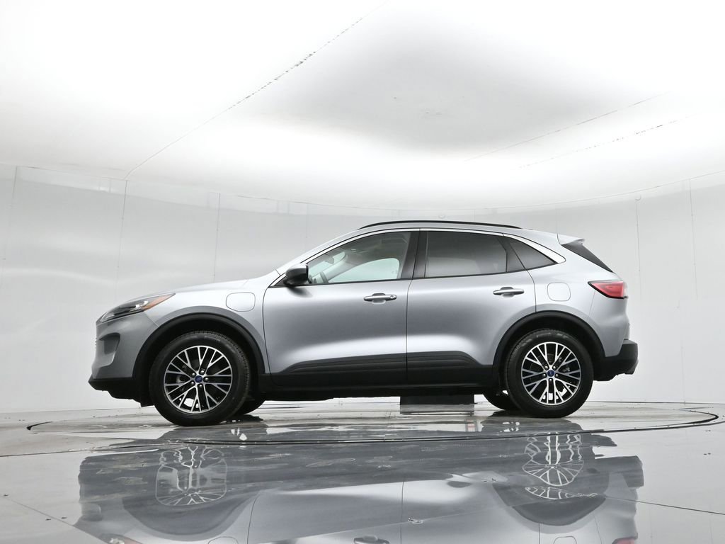 Certified 2022 Ford Escape SEL image 21