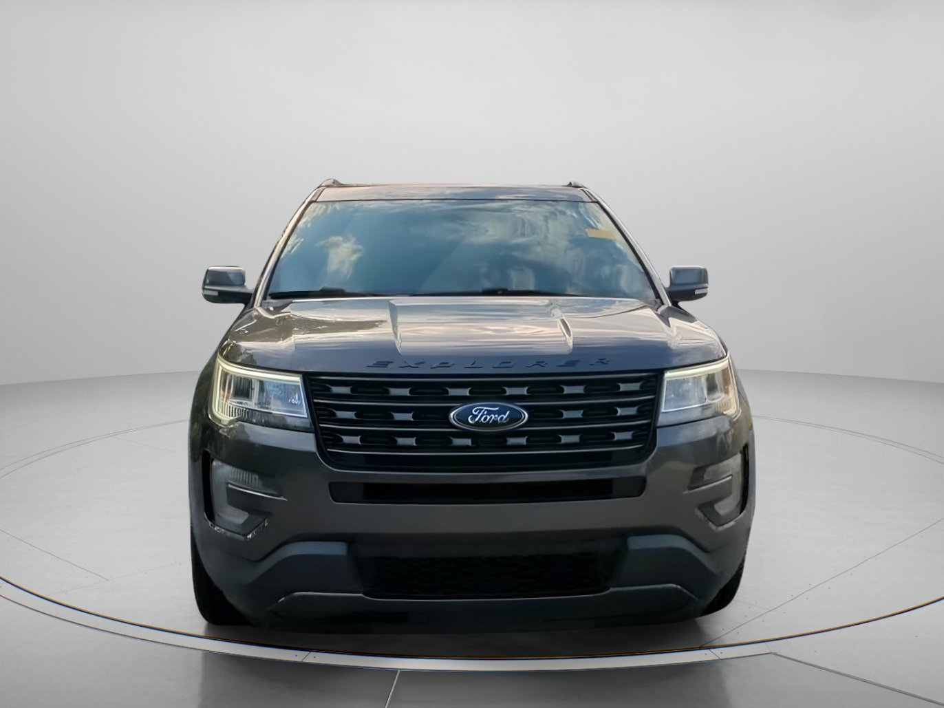 Certified 2017 Ford Explorer XLT w/ Equipment Group 202A FWD image 7
