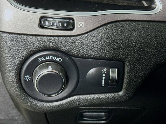 Used 2021 Jeep Cherokee Sport w/ Popular Appearance Group AWD/4WD image 10