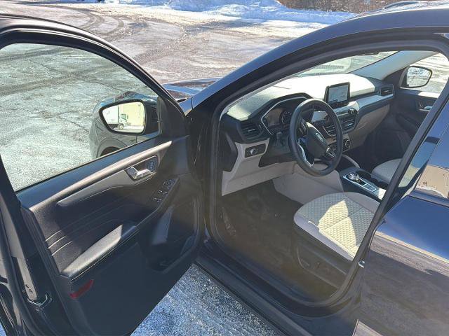 Certified 2021 Ford Escape SE w/ Convenience Package image 11