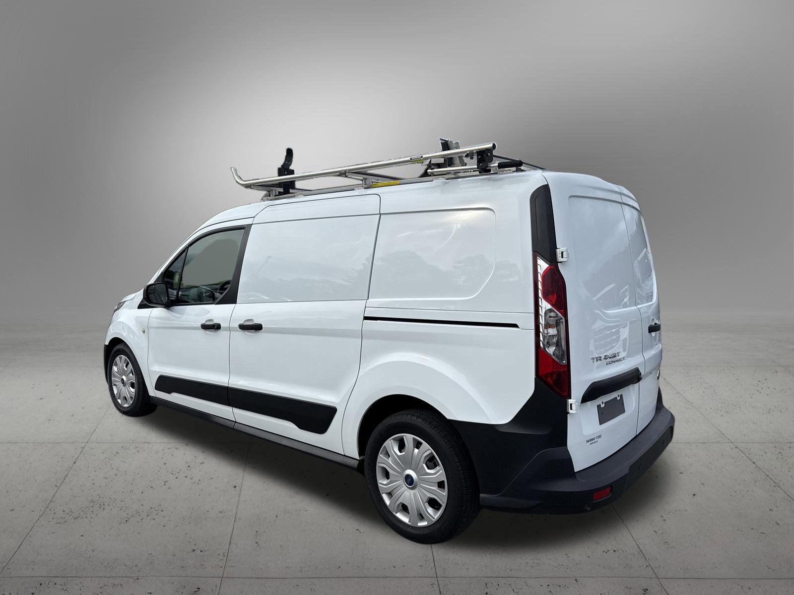 Certified 2020 Ford Transit Connect XL FWD image 3