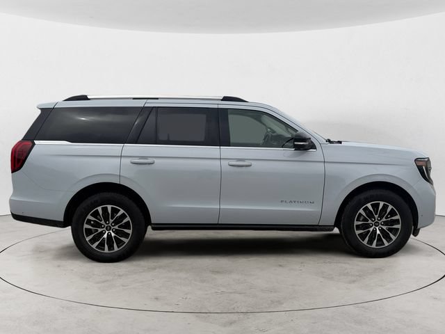 Certified 2025 Ford Expedition Platinum AWD/4WD image 4