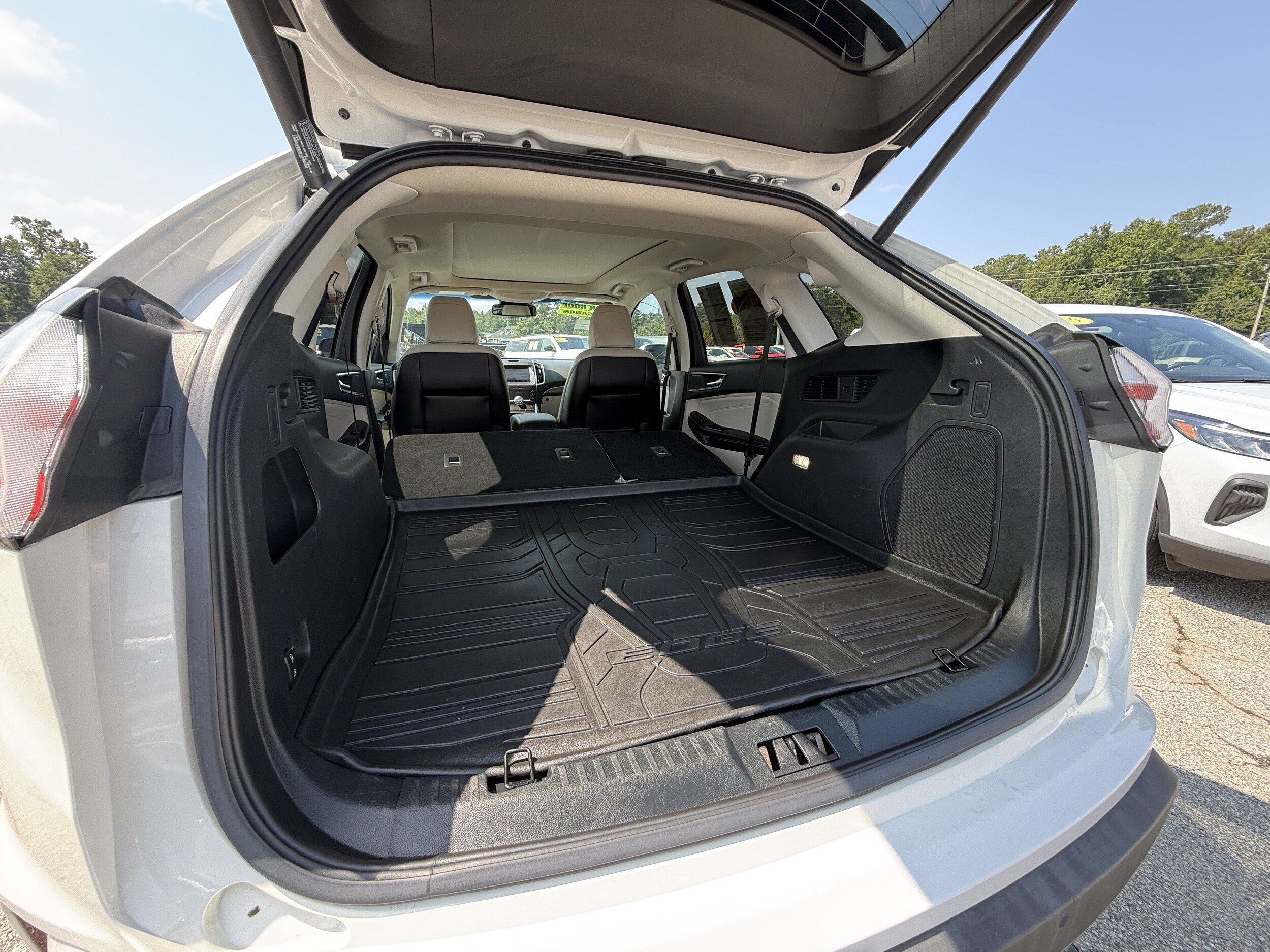 Certified 2020 Ford Edge Titanium FWD image 27