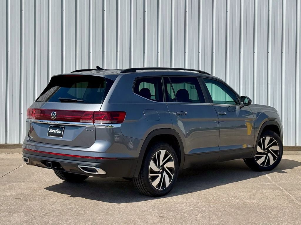 Used 2025 Volkswagen Atlas SE AWD/4WD image 6
