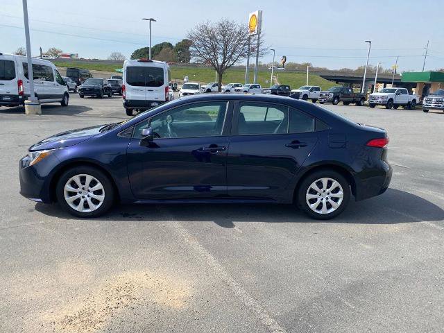 Used 2023 Toyota Corolla LE FWD image 4