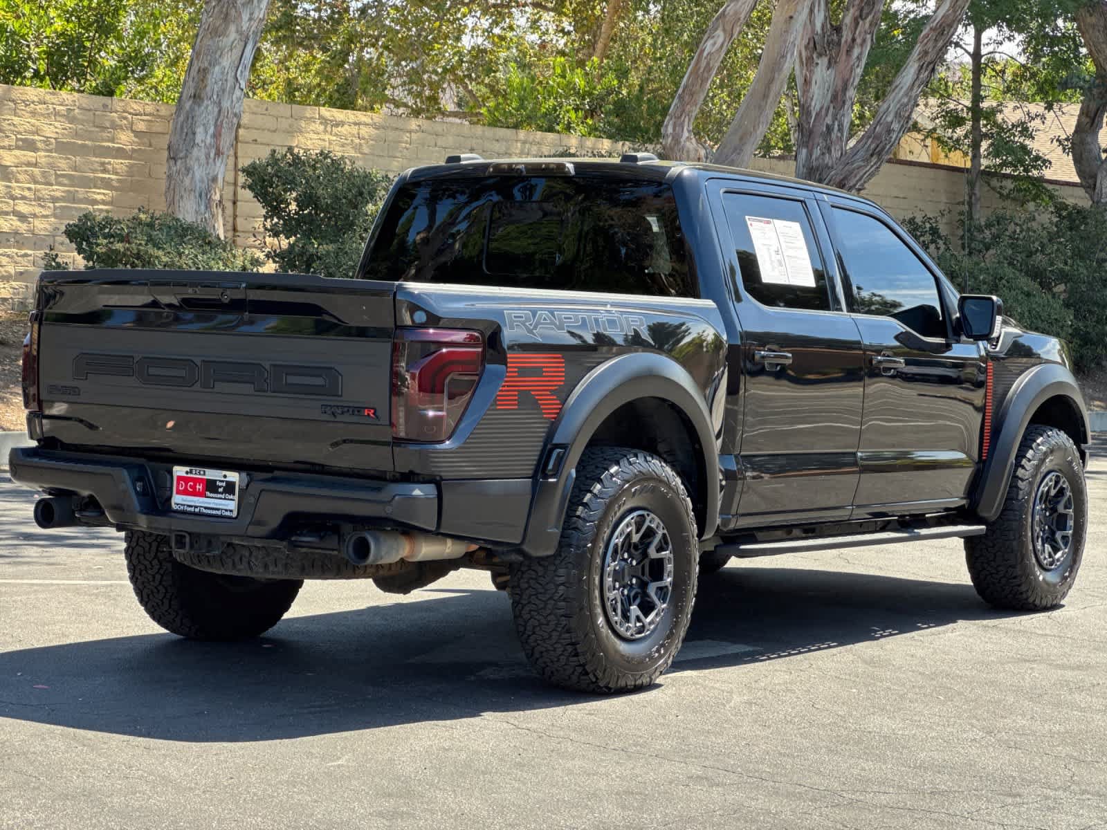 Certified 2024 Ford F150 Raptor w/ Equipment Group 803A Raptor R AWD/4WD image 2