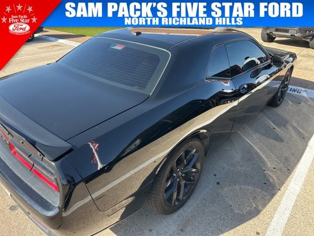 Used 2020 Dodge Challenger R/T w/ Blacktop Package image 7