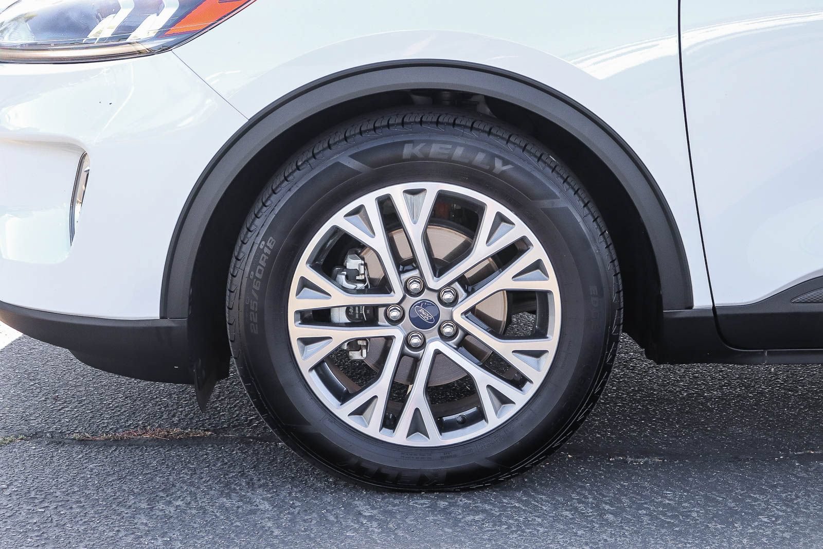 Certified 2022 Ford Escape SEL FWD image 9