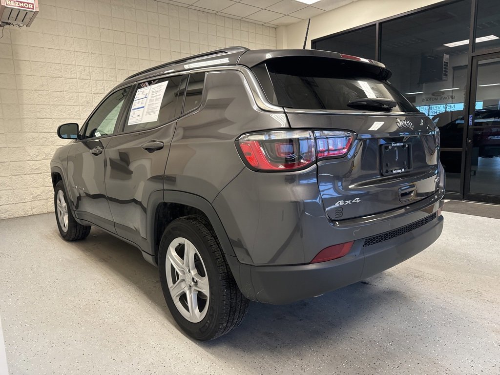 Used 2023 Jeep Compass Latitude w/ Convenience Group image 9