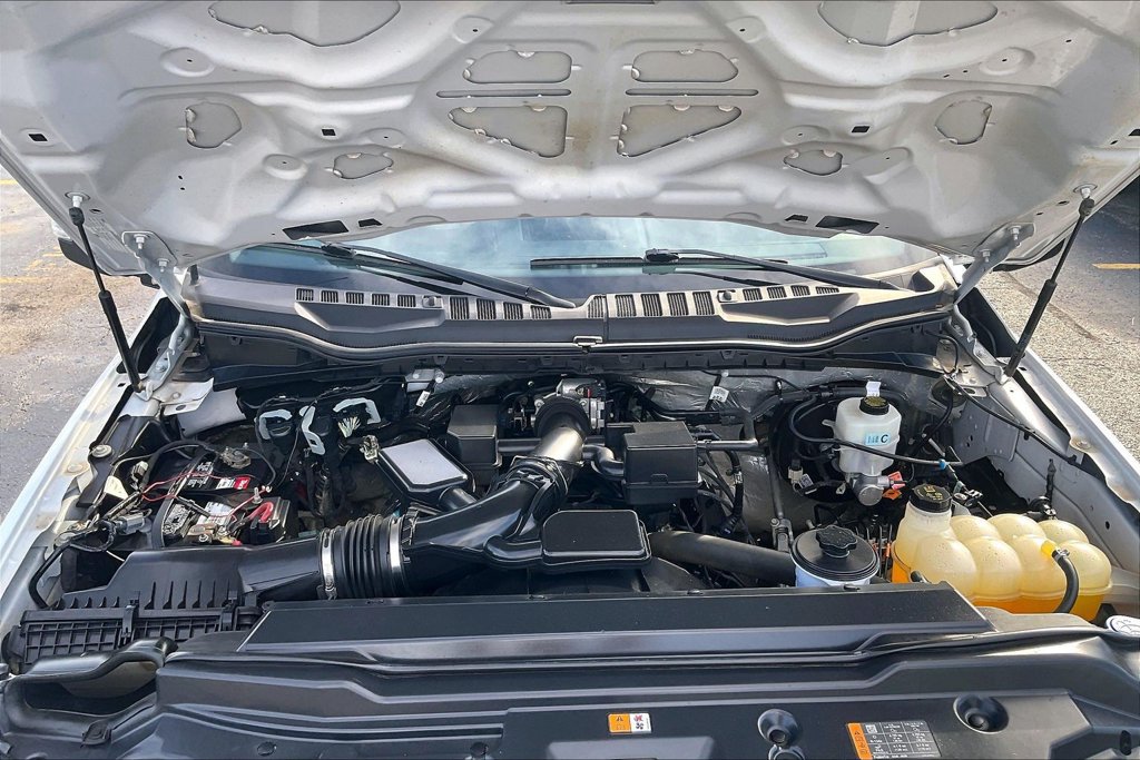 Certified 2022 Ford F250 XL w/ Power Equipment Group AWD/4WD image 9