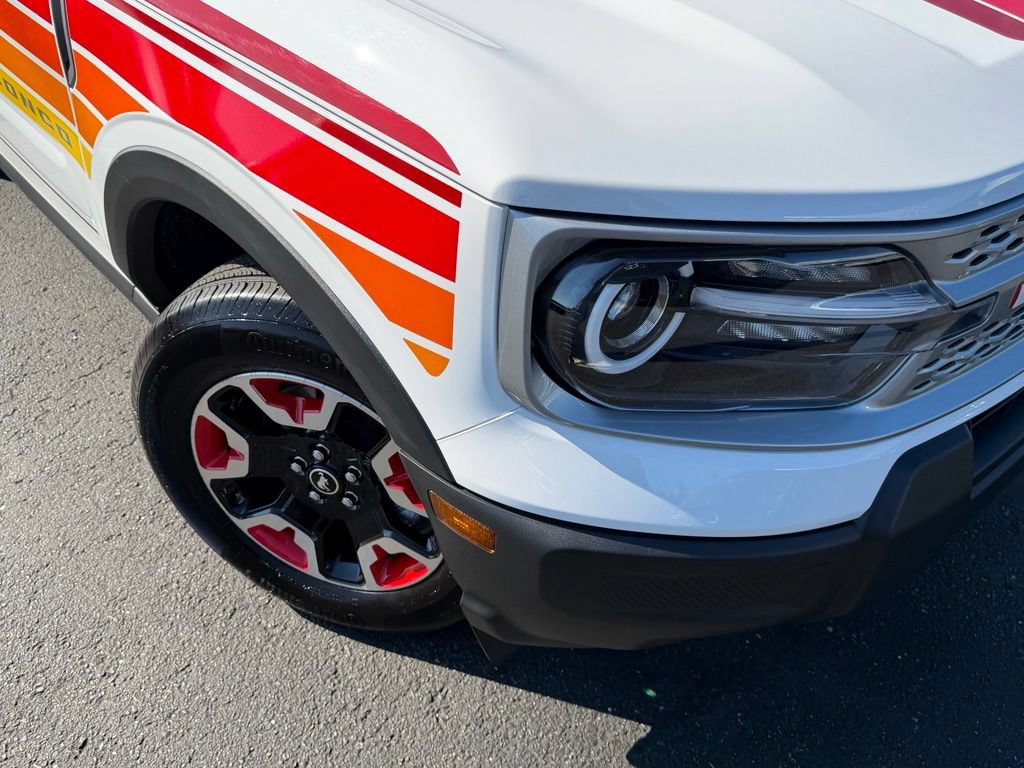 Certified 2025 Ford Bronco Sport Free Wheeling w/ Convenience Package AWD/4WD image 2