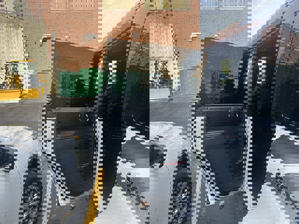 Certified 2025 Ford Bronco Raptor image 11