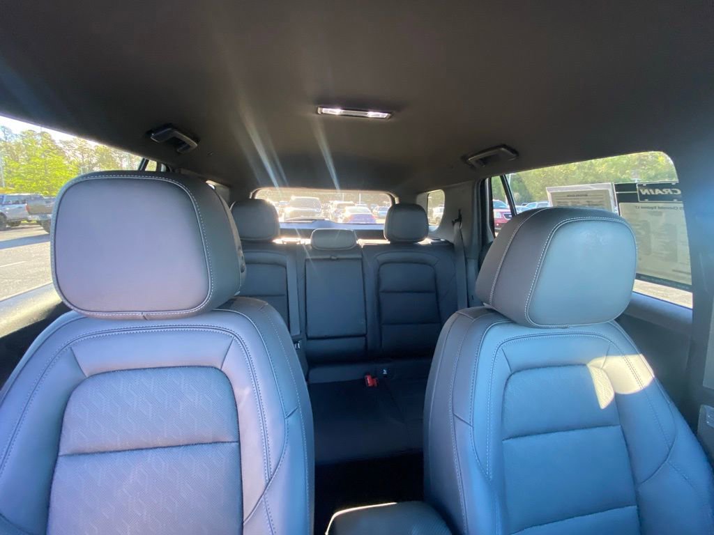 Used 2025 Chevrolet Equinox LT w/ Convenience Package II image 27