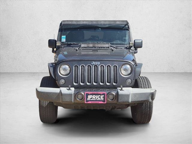 Used 2017 Jeep Wrangler Unlimited Sahara w/ Connectivity Group AWD/4WD image 2