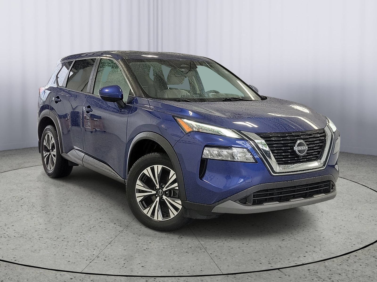 Used 2022 Nissan Rogue SV AWD/4WD image 1