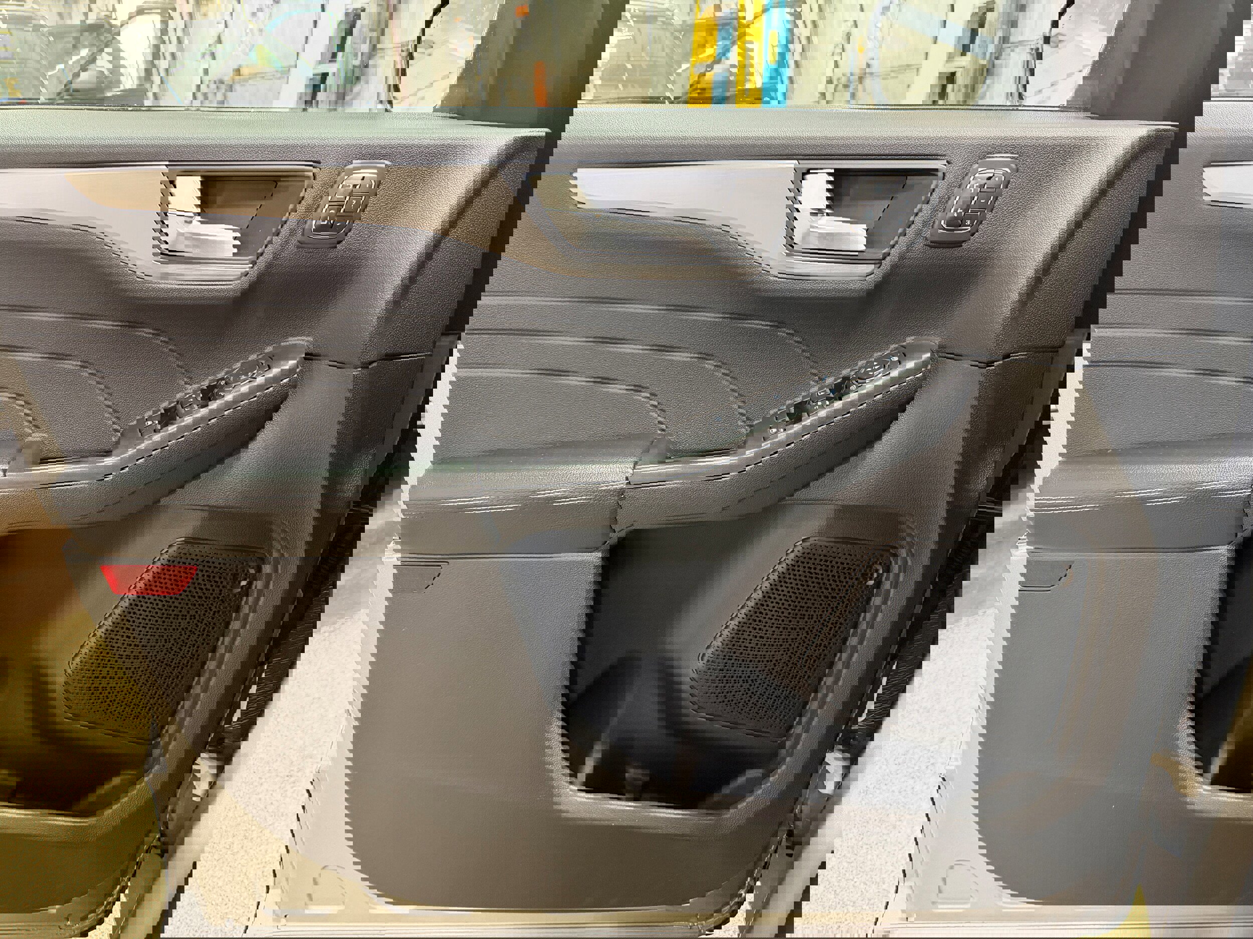 Certified 2022 Ford Escape Titanium image 14