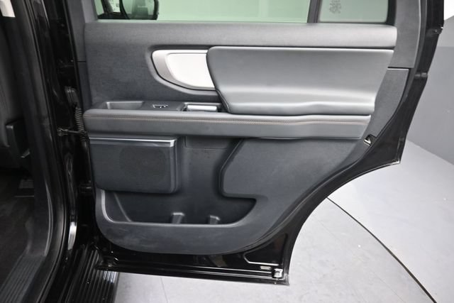 Certified 2025 Ford Expedition Active AWD/4WD image 29