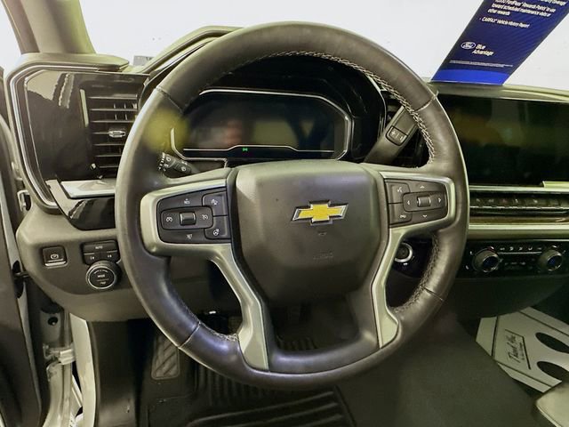 Used 2022 Chevrolet Silverado 1500 LT image 16