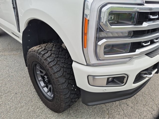 Certified 2023 Ford F350 Platinum AWD/4WD image 10