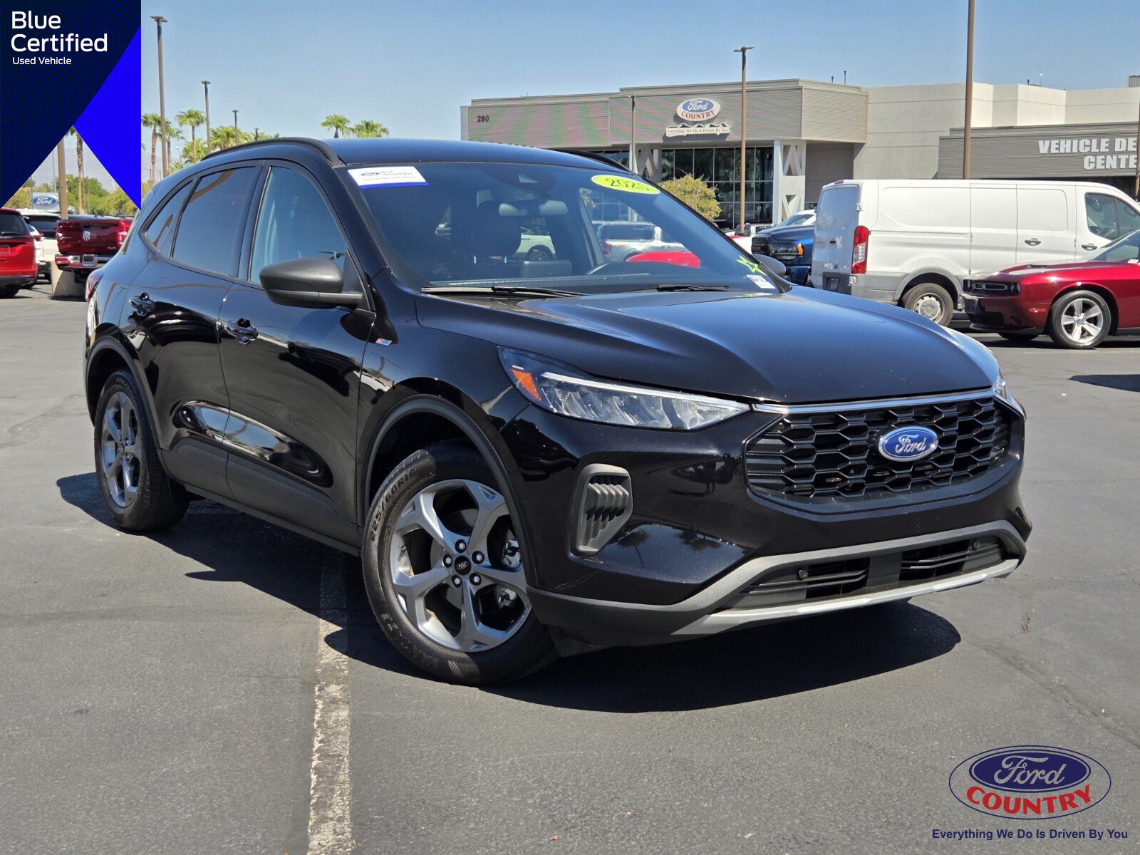 Certified 2025 Ford Escape ST-Line FWD image 1