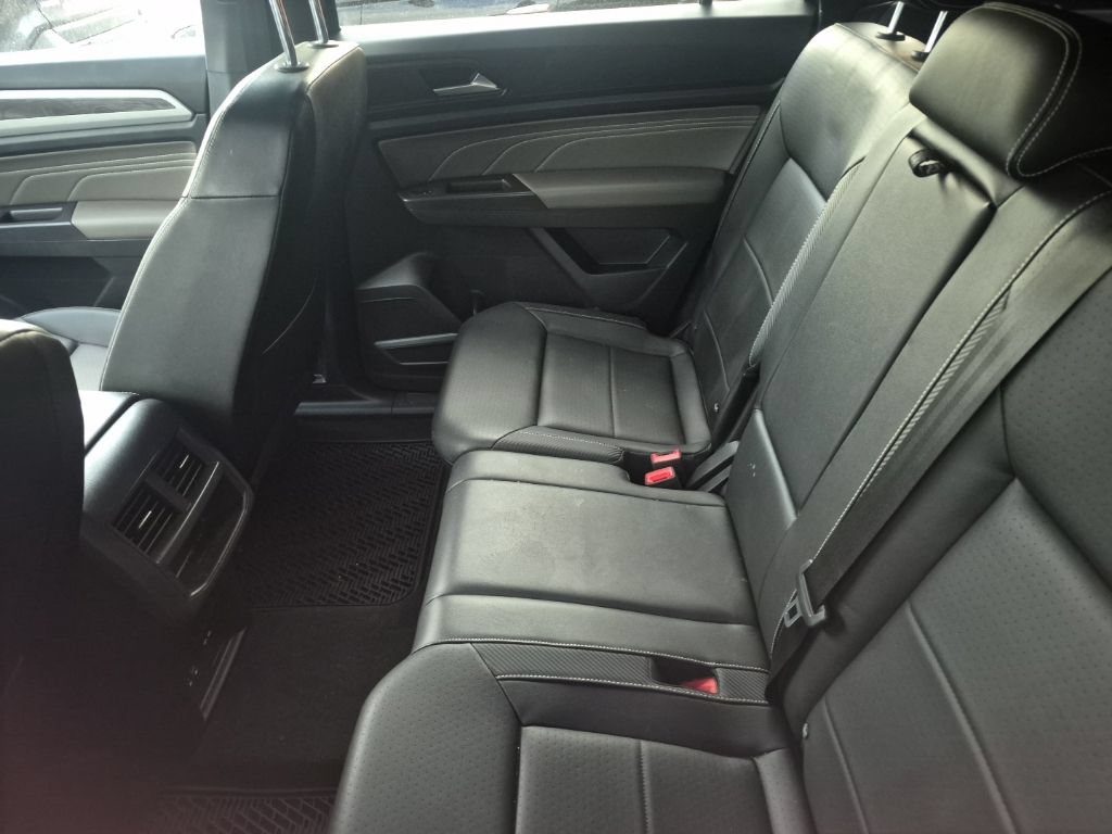 Used 2022 Volkswagen Atlas Cross Sport SE AWD/4WD image 26