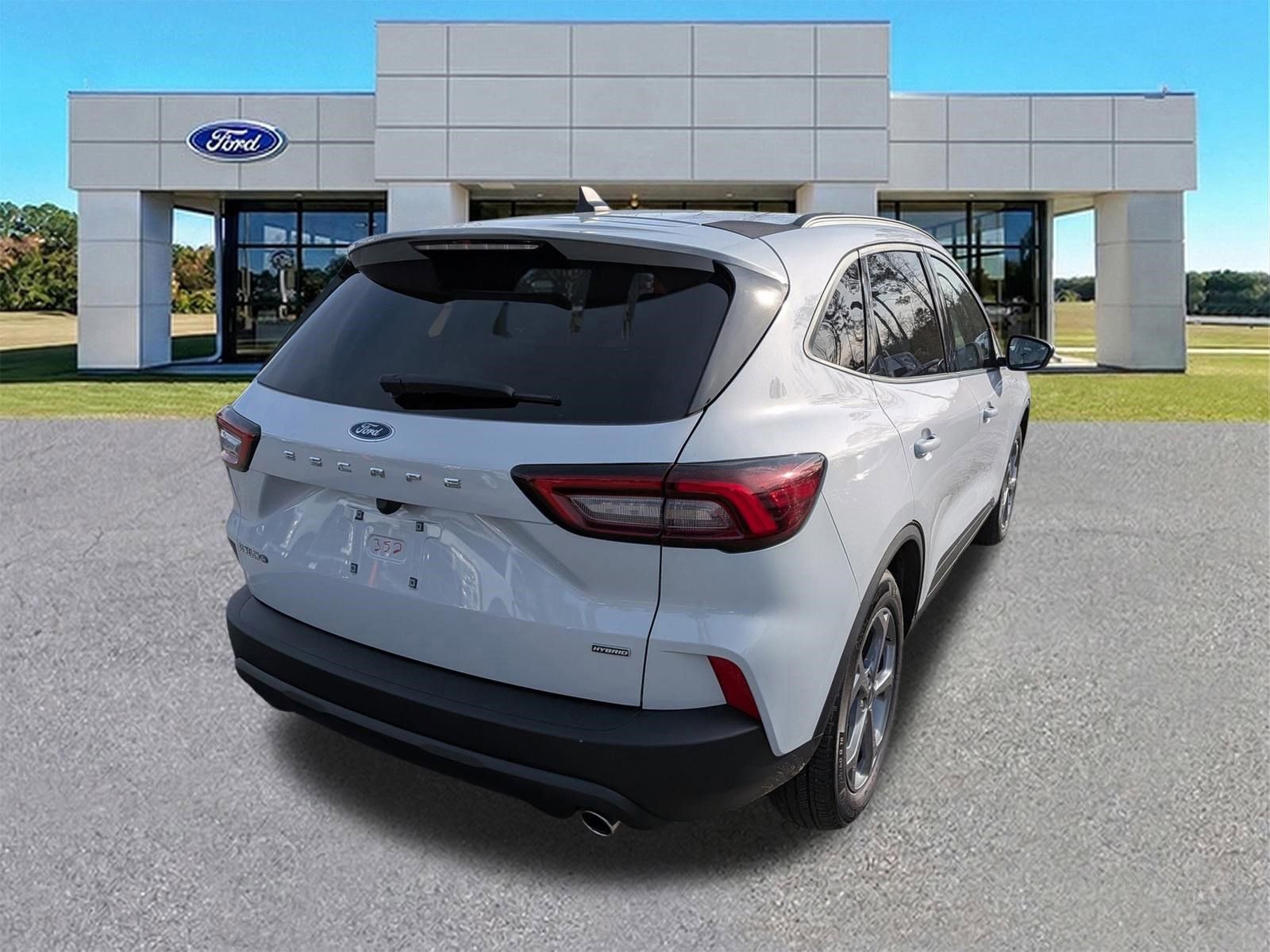 Certified 2025 Ford Escape ST-Line w/ Equipment Group 301A image 5