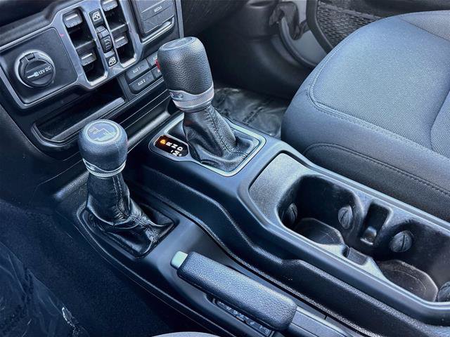 Used 2022 Jeep Wrangler Unlimited Sport AWD/4WD image 18