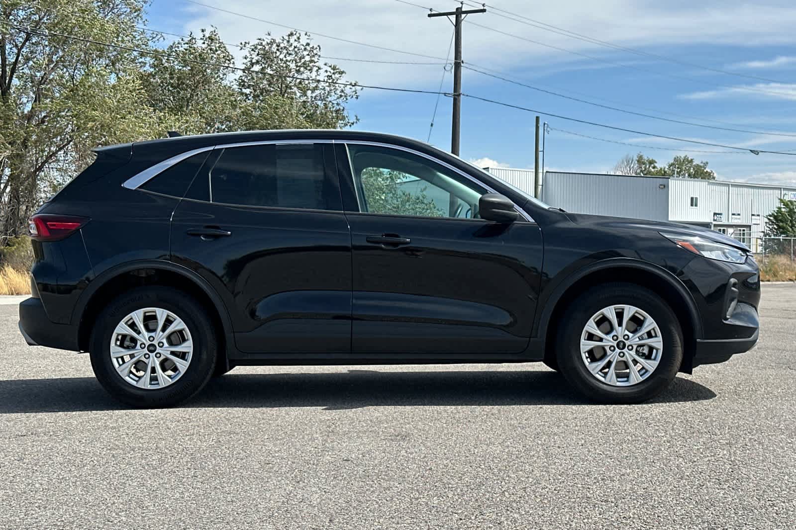 Certified 2024 Ford Escape Active w/ Tech Pack #1 AWD/4WD image 8