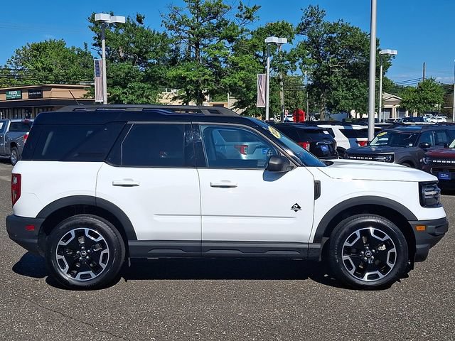 Certified 2023 Ford Bronco Sport Outer Banks AWD/4WD image 7