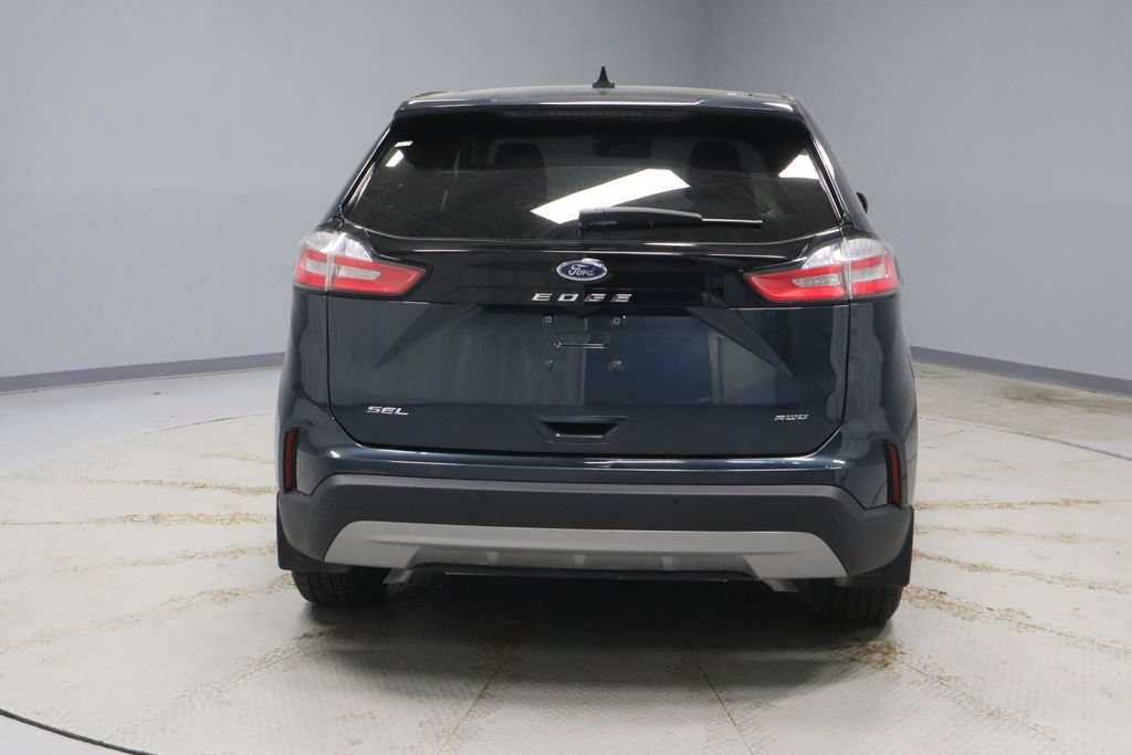 Certified 2024 Ford Edge SEL w/ Convenience Package AWD/4WD image 11