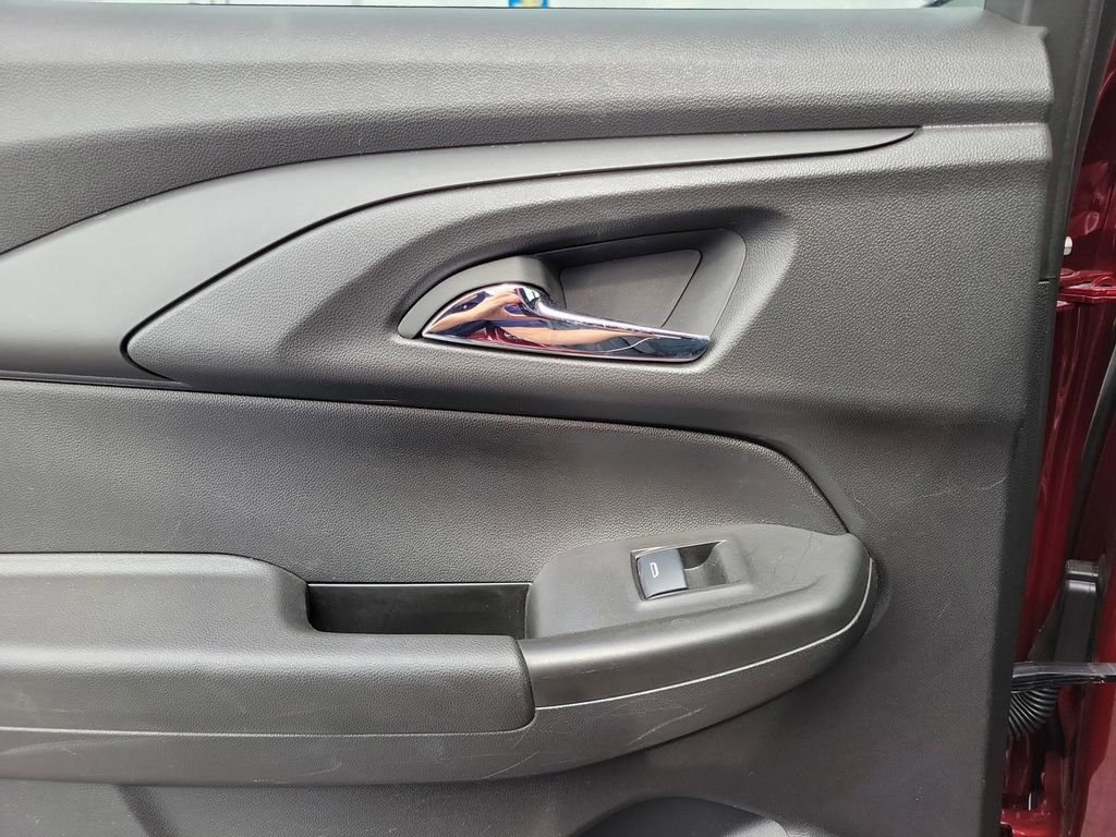 Used 2024 Chevrolet TrailBlazer RS w/ Convenience Package image 15