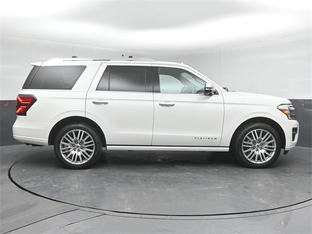 Certified 2022 Ford Expedition Platinum image 17