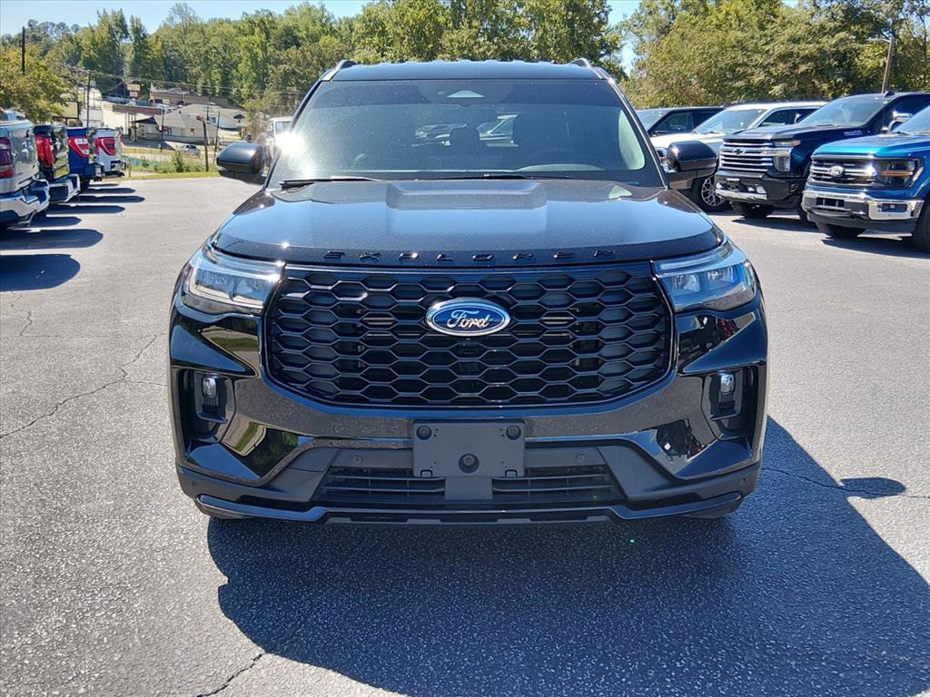 Certified 2026 Ford Explorer ST-Line RWD image 9