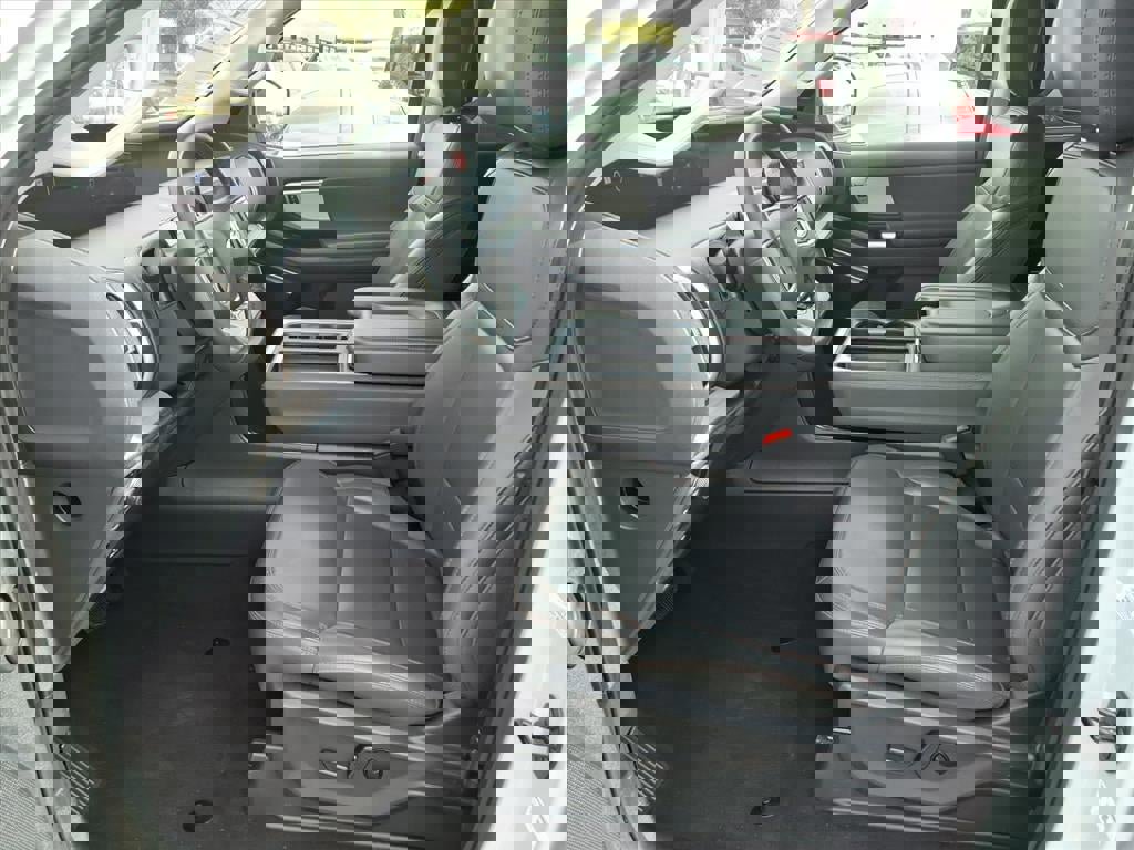 Certified 2025 Ford Expedition Active image 24