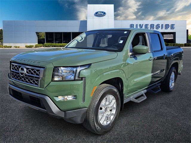 Used 2022 Nissan Frontier SV image 3